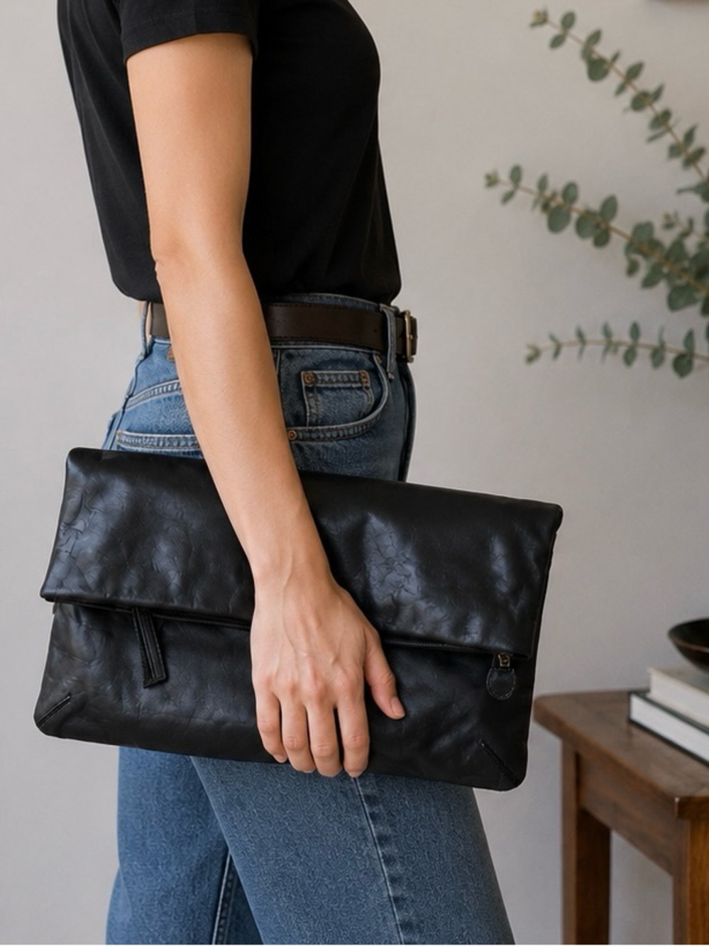 Club Monaco Brand New Black Genuine Leather Unisex Envelop Clutch Bag